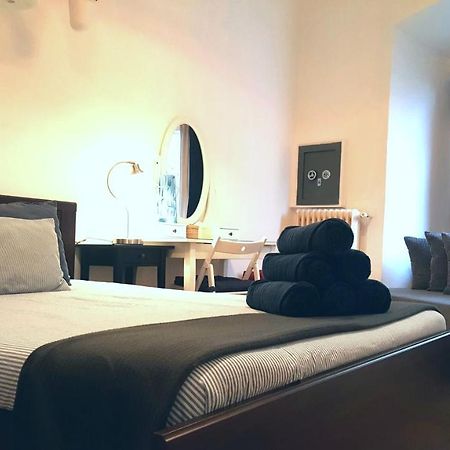 Lollipop Flats City Centre Deluxe Suite Madrid Eksteriør billede