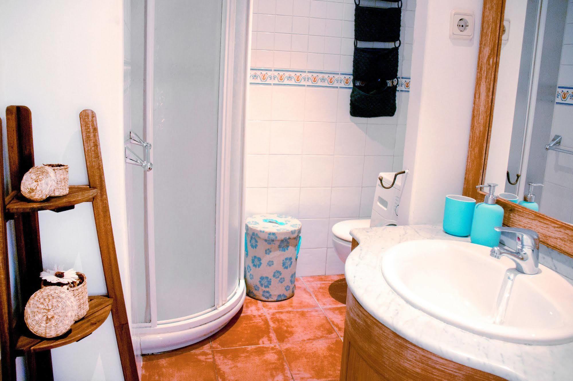 Lollipop Flats City Centre Deluxe Suite Madrid Eksteriør billede