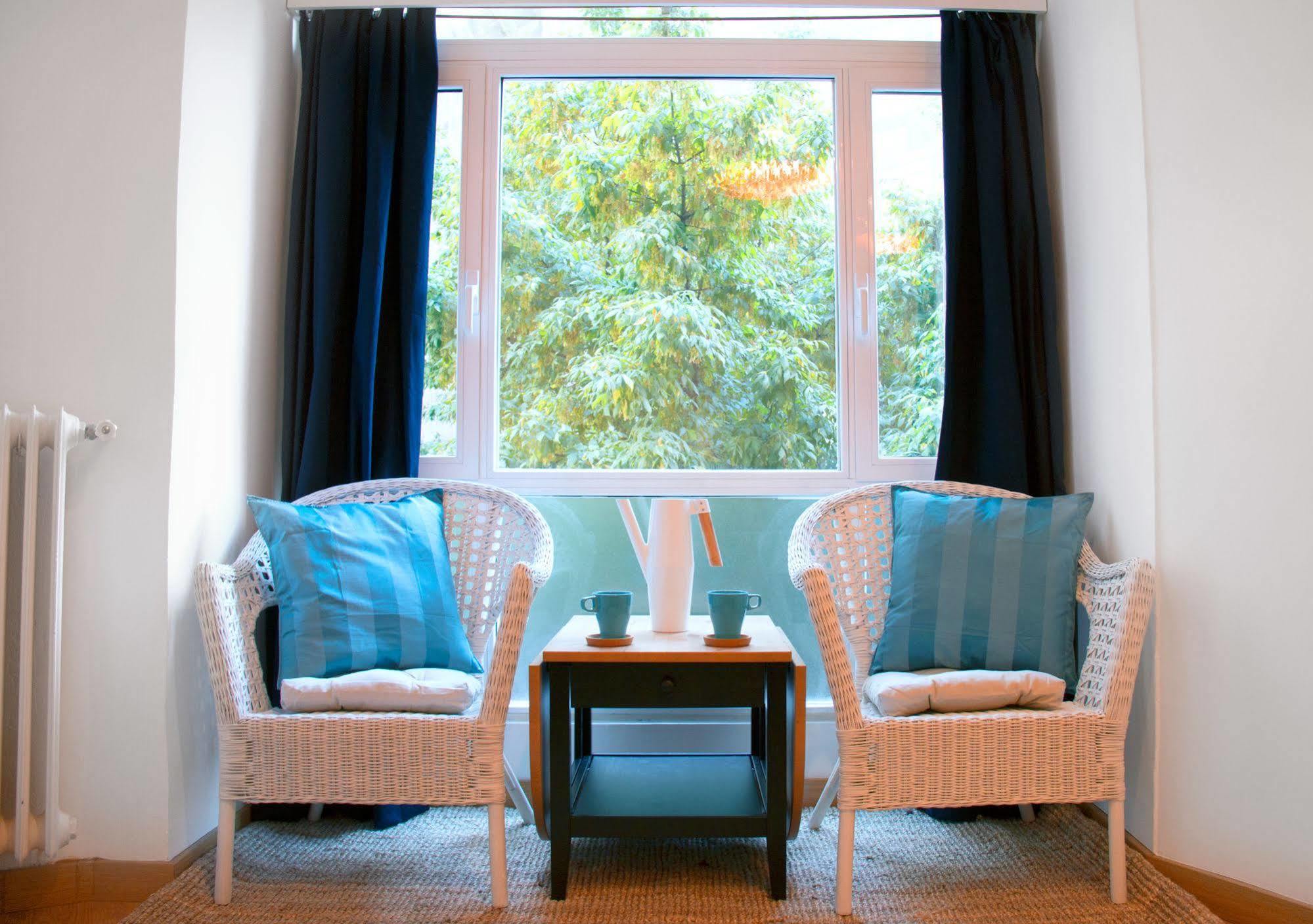 Lollipop Flats City Centre Deluxe Suite Madrid Eksteriør billede